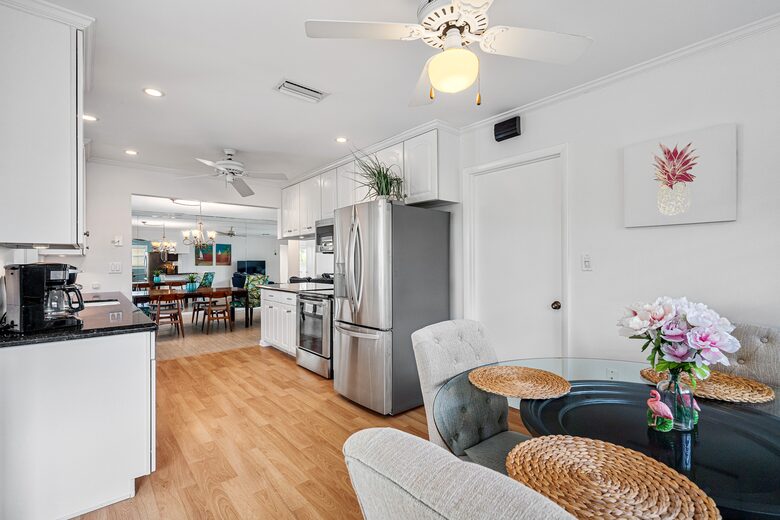 Heated Pool Oasis Near Ocean Reef Beach - Riviera Beach, Florida