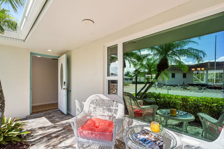 Heated Pool Oasis Near Ocean Reef Beach - Riviera Beach, Florida