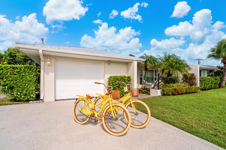 Heated Pool Oasis Near Ocean Reef Beach - Riviera Beach, Florida