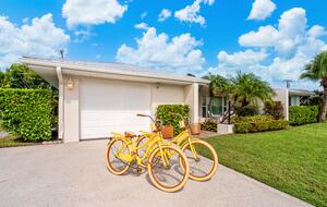 Heated Pool Oasis Near Ocean Reef Beach - Riviera Beach, Florida