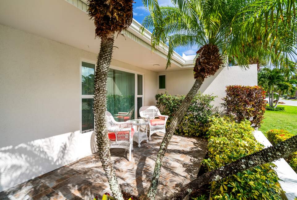 Heated Pool Oasis Near Ocean Reef Beach - Riviera Beach, Florida