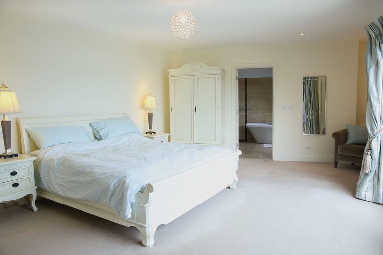 The Harbour House - Roundstone, Ireland