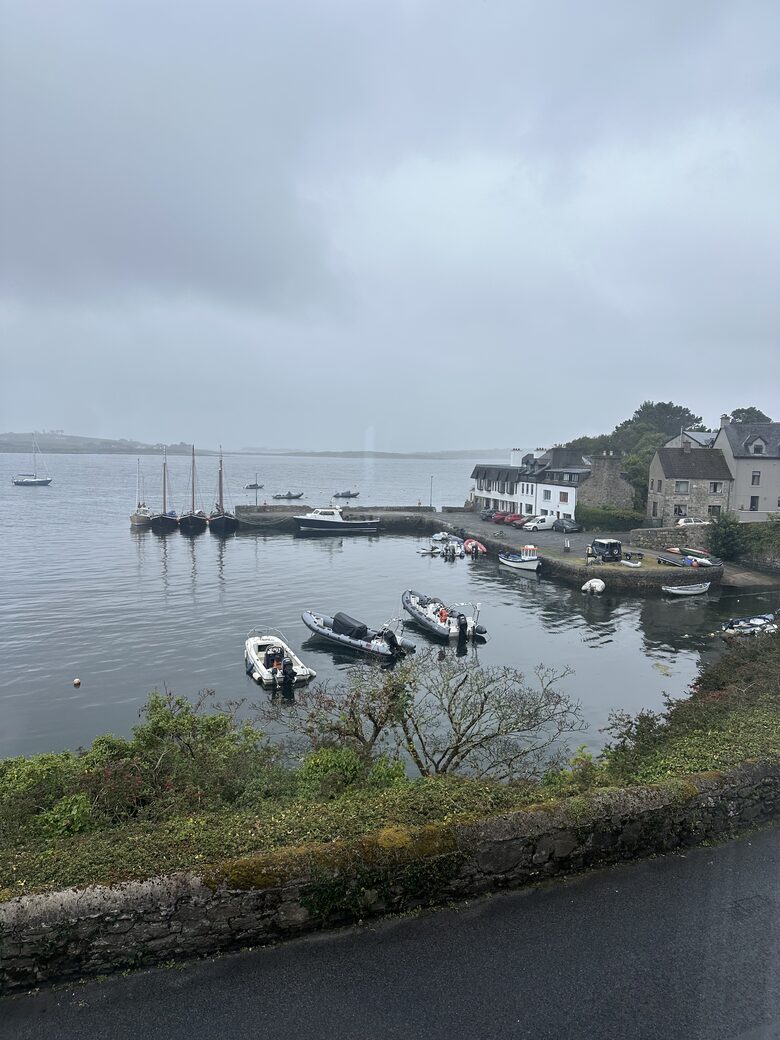 The Harbour House - Roundstone, Ireland