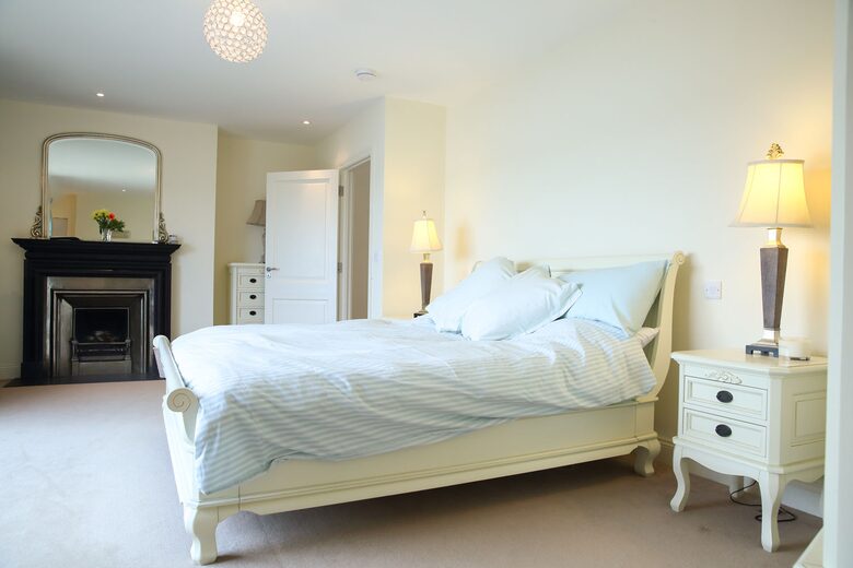 The Harbour House - Roundstone, Ireland