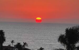 Palos Verdes Luxury Retreat with Sunset Terraces - Palos Verdes Estates, California