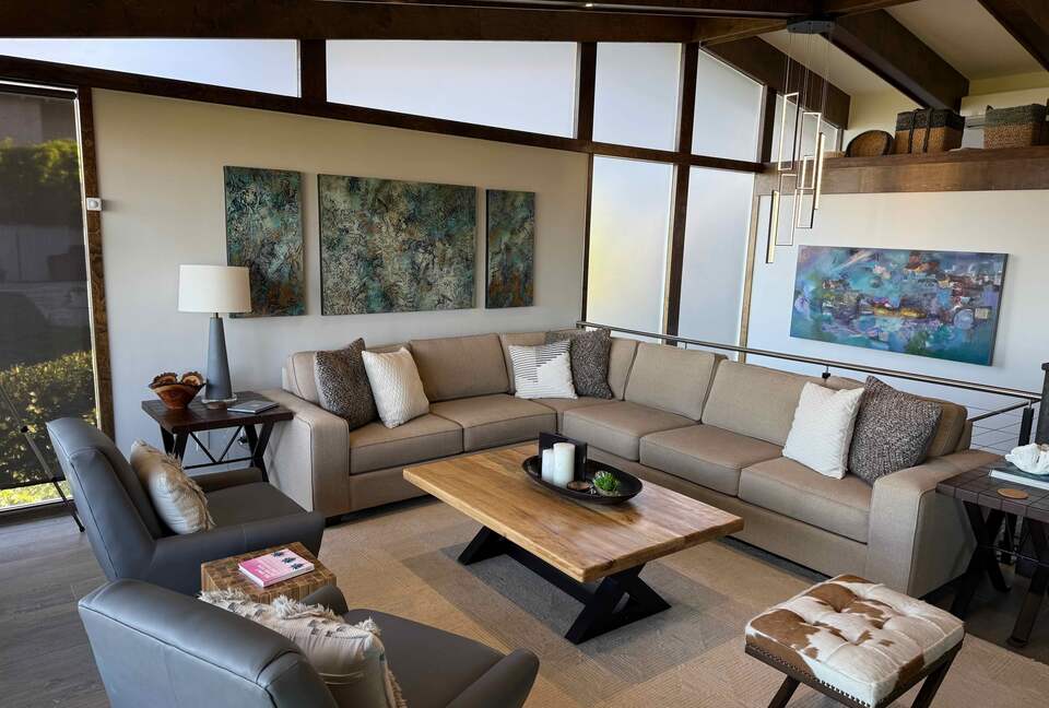 Palos Verdes Luxury Retreat with Sunset Terraces - Palos Verdes Estates, California