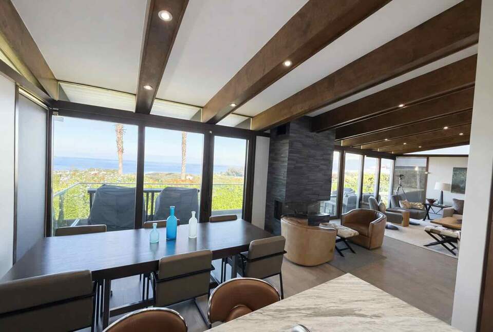 Palos Verdes Luxury Retreat with Sunset Terraces - Palos Verdes Estates, California