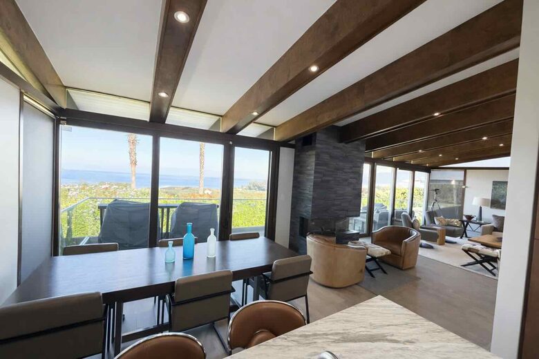 Palos Verdes Luxury Retreat with Sunset Terraces - Palos Verdes Estates, California