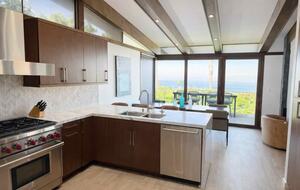 Palos Verdes Luxury Retreat with Sunset Terraces - Palos Verdes Estates, California