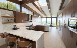 Palos Verdes Luxury Retreat with Sunset Terraces - Palos Verdes Estates, California