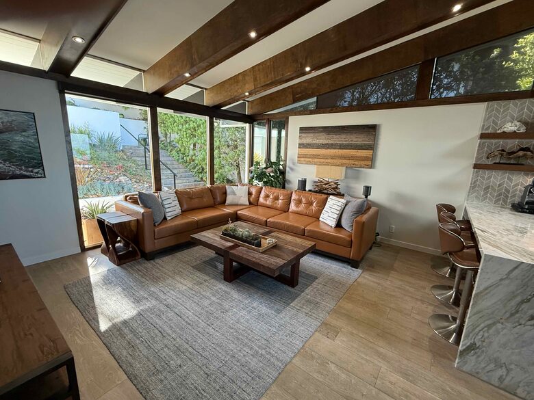 Palos Verdes Luxury Retreat with Sunset Terraces - Palos Verdes Estates, California