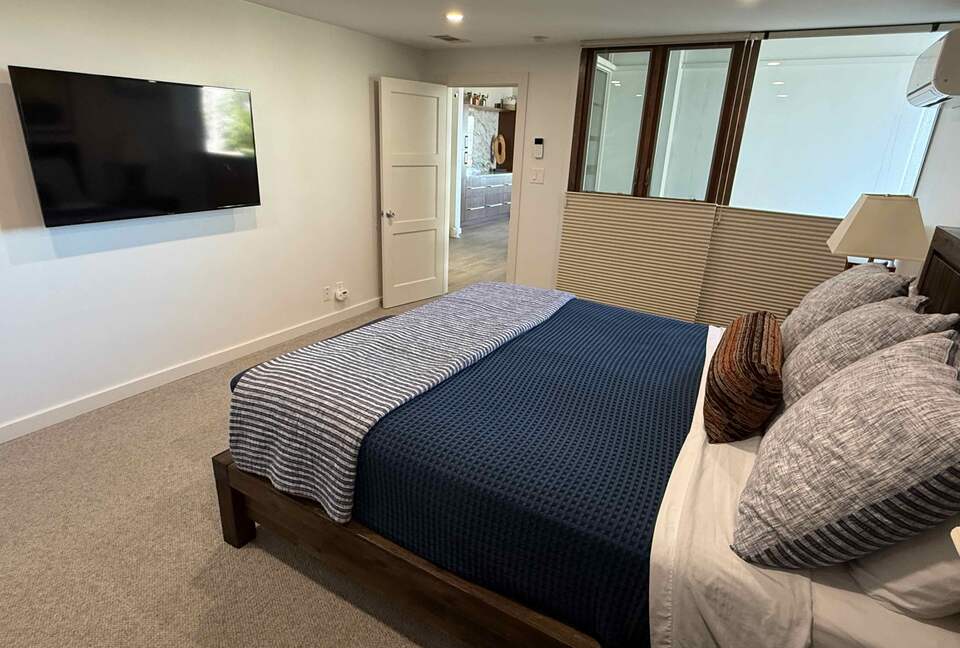 Palos Verdes Luxury Retreat with Sunset Terraces - Palos Verdes Estates, California