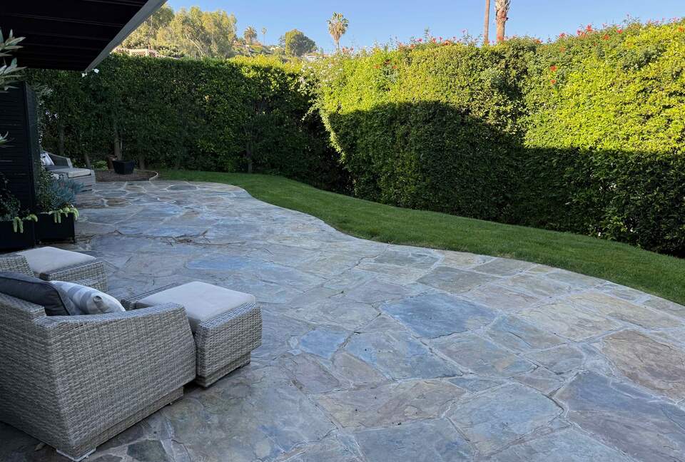 Palos Verdes Luxury Retreat with Sunset Terraces - Palos Verdes Estates, California