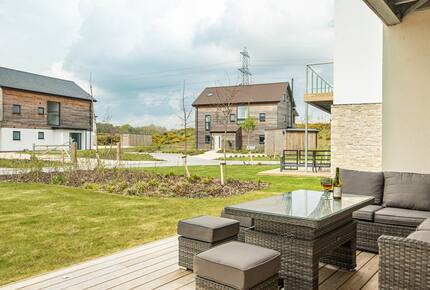 Elegant Retreat at Silverlake - Dorchester, United Kingdom