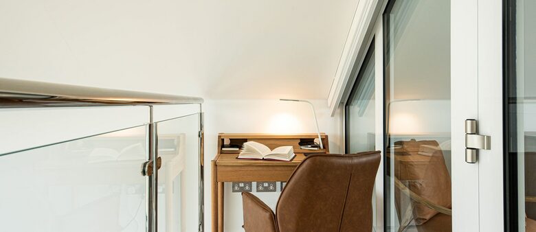 Elegant Retreat at Silverlake - Dorchester, United Kingdom