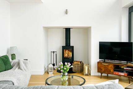 Elegant Retreat at Silverlake - Dorchester, United Kingdom