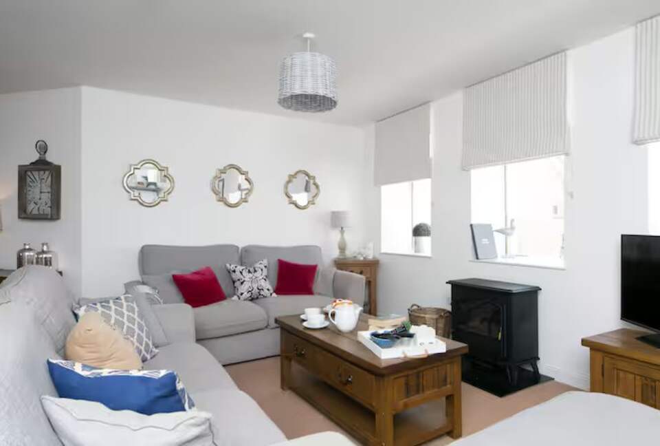 Refined Seaside Living in Trearddur Bay - Isle of Anglesey, United Kingdom