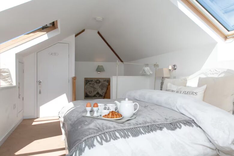 Refined Seaside Living in Trearddur Bay - Isle of Anglesey, United Kingdom