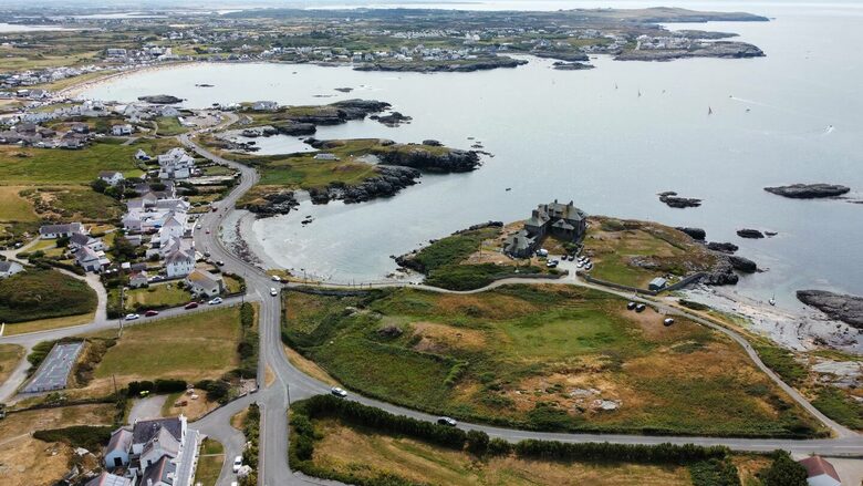 Refined Seaside Living in Trearddur Bay - Isle of Anglesey, United Kingdom