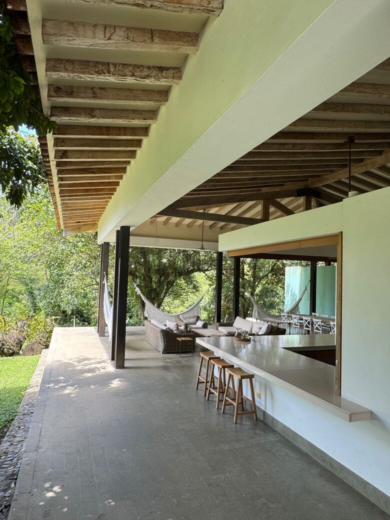 Luxury Villa Pool and garden - Bolombolo, Colombia