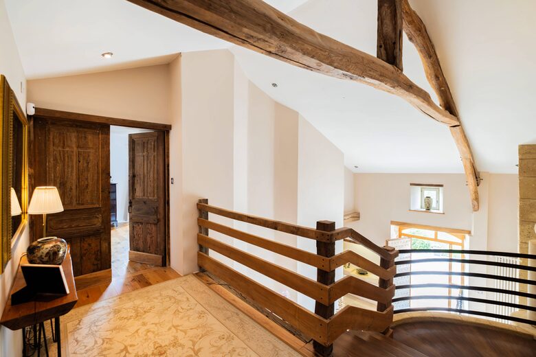 An Elegant 18th-Century Farmhouse in the Gers Countryside - Saint-Justin, France