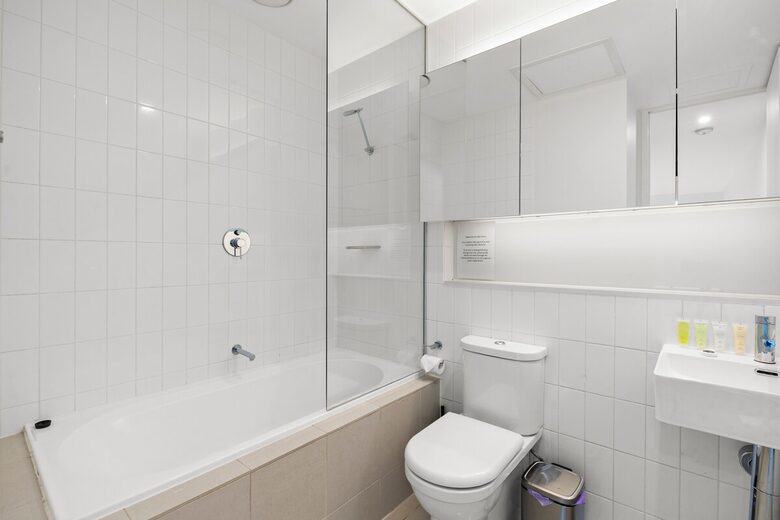 Clocktower Penthouse with Private Terrace Over Bourke Street - Melbourne, Australia