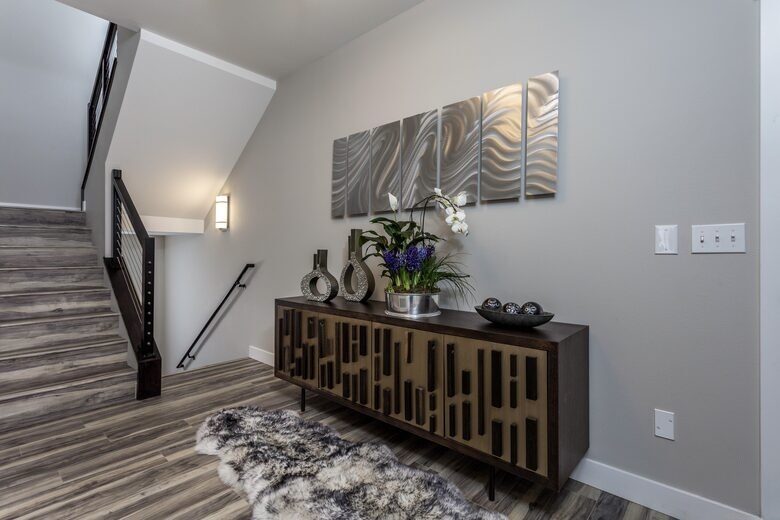 Luxe Rooftop Views Across Anchorage’s Park Strip - Anchorage, Alaska