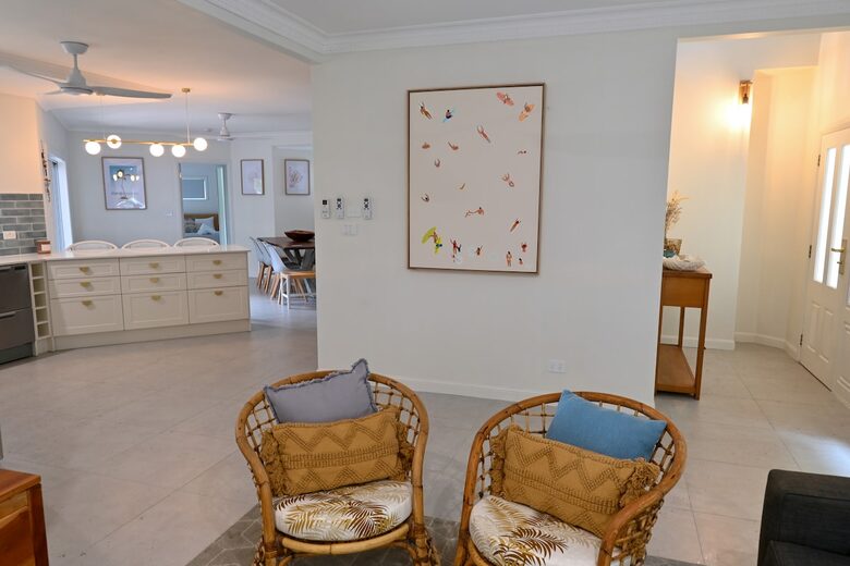 Tropical Garden Pool Retreat Near Trinity Beach - Trinity Beach, Australia