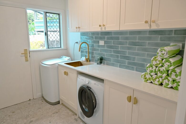 Tropical Garden Pool Retreat Near Trinity Beach - Trinity Beach, Australia