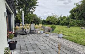 Light-Filled Living in the Heart of County Clare - Ennis, Ireland