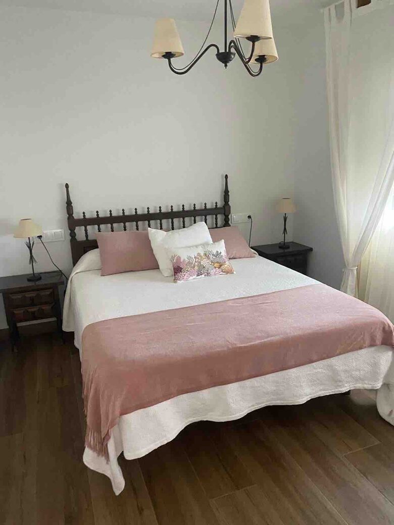 Renovated Peninsula Home Near Pristine Beaches - O Grove, Pontevedra, Spain