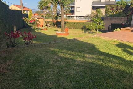 Renovated Peninsula Home Near Pristine Beaches - O Grove, Pontevedra, Spain