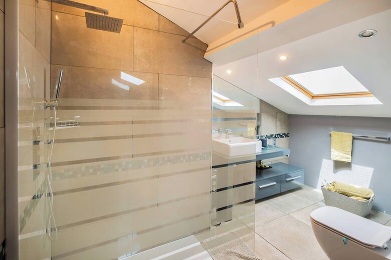 An Elegant 18th-Century Farmhouse in the Gers Countryside - Saint-Justin, France