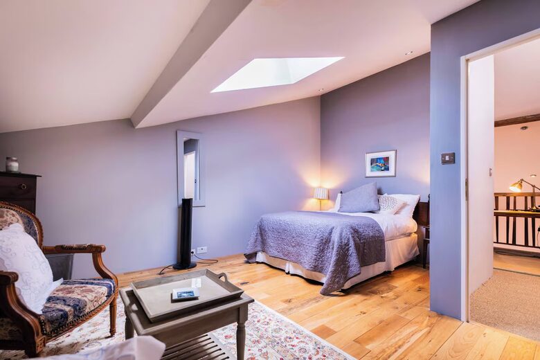 An Elegant 18th-Century Farmhouse in the Gers Countryside - Saint-Justin, France