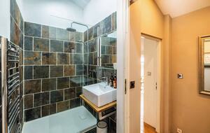 An Elegant 18th-Century Farmhouse in the Gers Countryside - Saint-Justin, France