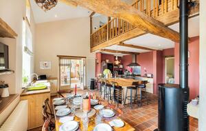 An Elegant 18th-Century Farmhouse in the Gers Countryside - Saint-Justin, France