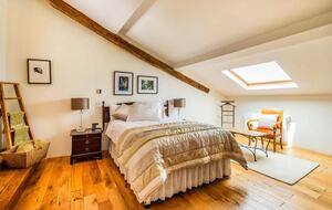 An Elegant 18th-Century Farmhouse in the Gers Countryside - Saint-Justin, France