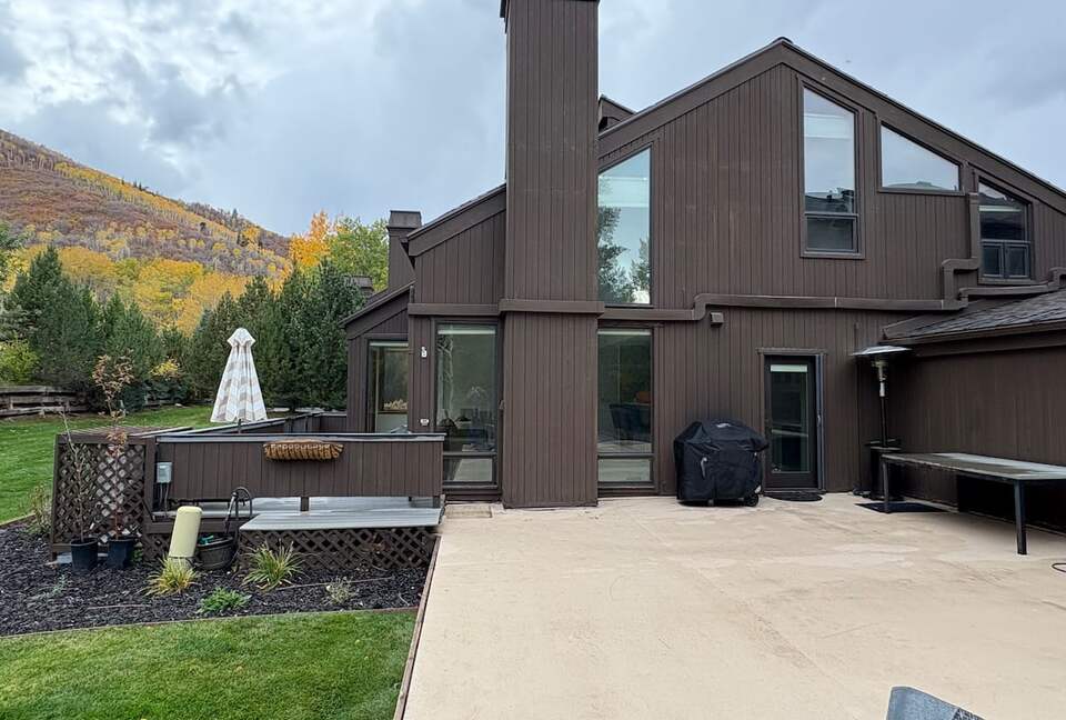 Steps from the Lifts in Park City - Park City, Utah