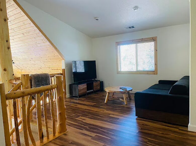 Rustic-Modern Sierra Escape on Half Acre - Arnold, California