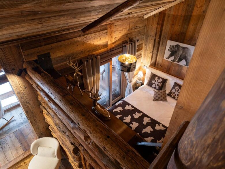 Exquisite Mountain Chalet with Breathtaking Valley Vistas - Antagnod, Champoluc, Italy