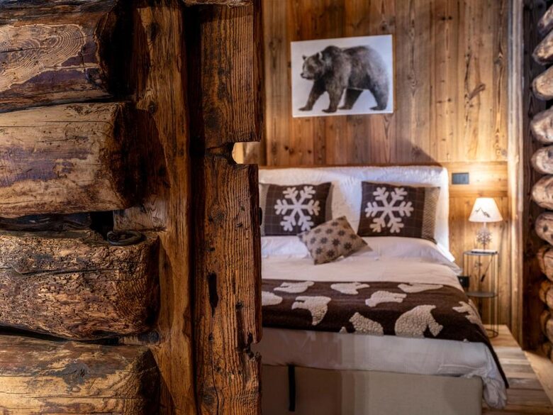 Exquisite Mountain Chalet with Breathtaking Valley Vistas - Antagnod, Champoluc, Italy