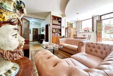 Coastal Villa with Independent Guest Studio - Palermo, Italy