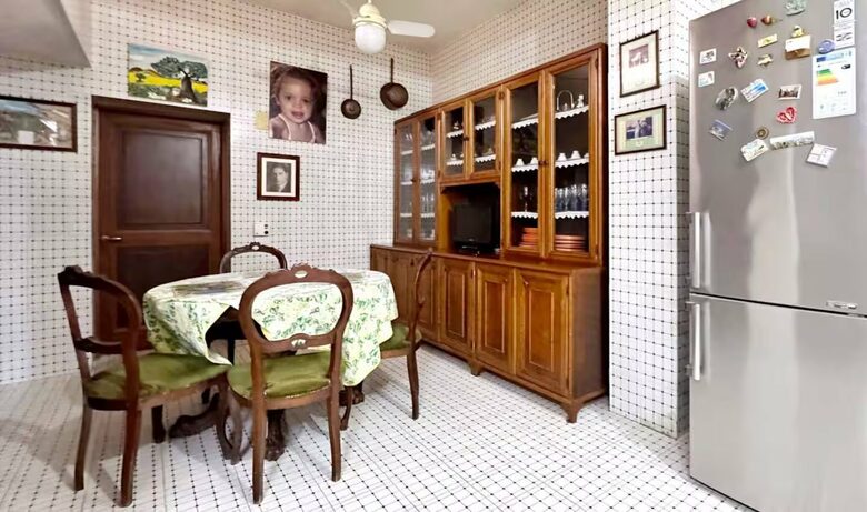 Coastal Villa with Independent Guest Studio - Palermo, Italy