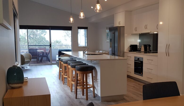 Bush & Ocean View Villa in Dunsborough - Dunsborough, Australia