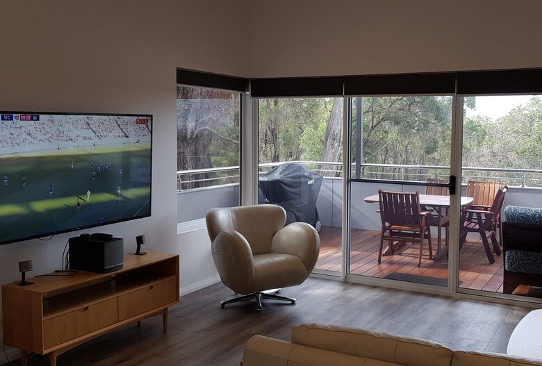 Bush & Ocean View Villa in Dunsborough - Dunsborough, Australia