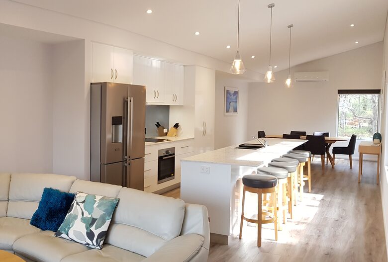 Bush & Ocean View Villa in Dunsborough - Dunsborough, Australia