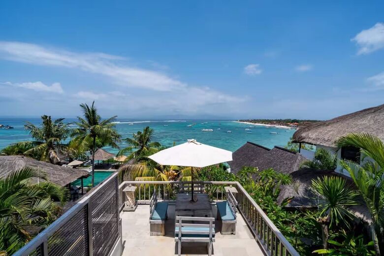 Elevated Island Retreat Overlooking Mt Agung - Nusa Lembongan, Indonesia