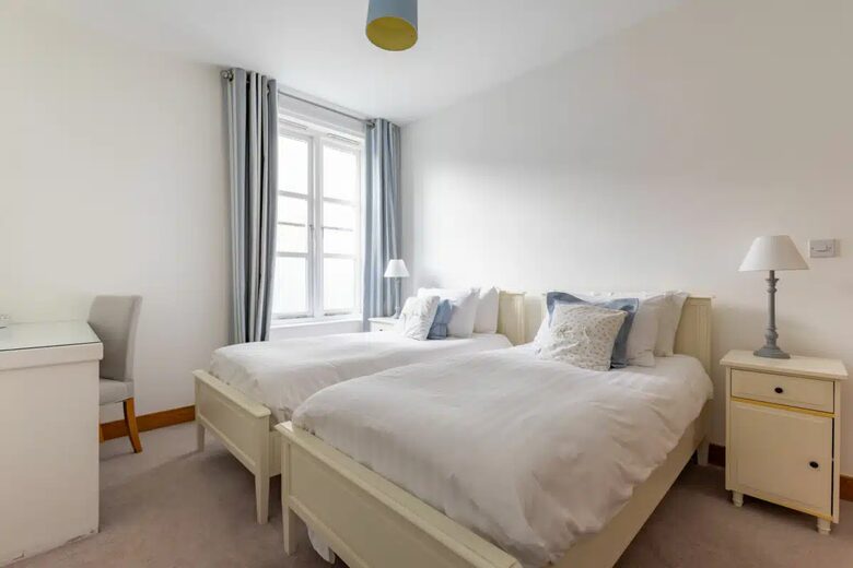 A Sophisticated Chapel in Padstow's Old Town - Padstow, United Kingdom