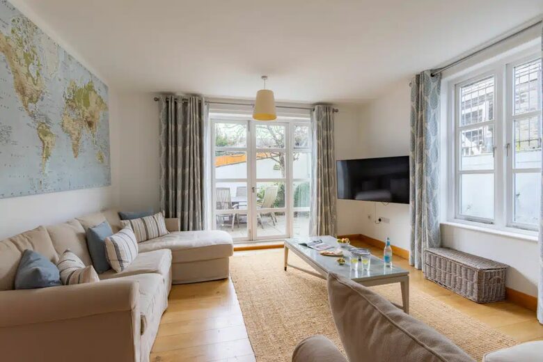 A Sophisticated Chapel in Padstow's Old Town - Padstow, United Kingdom