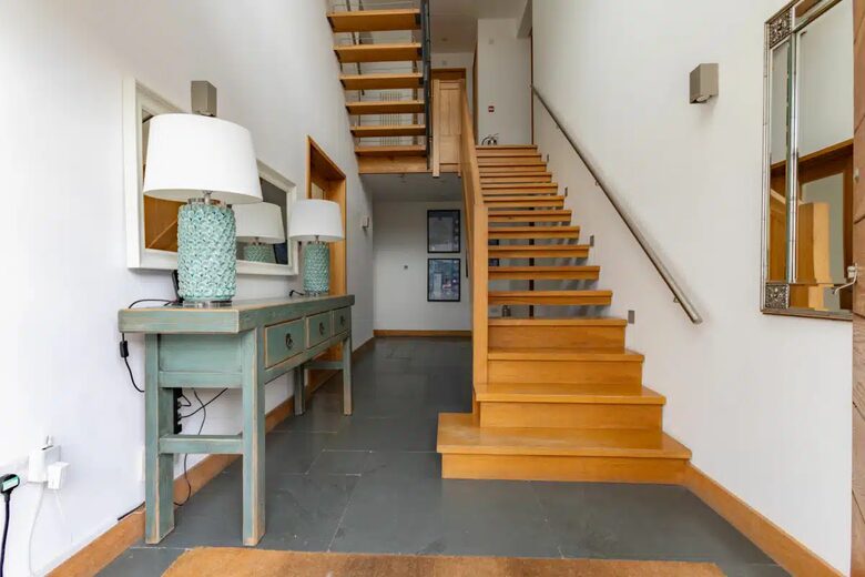 A Sophisticated Chapel in Padstow's Old Town - Padstow, United Kingdom